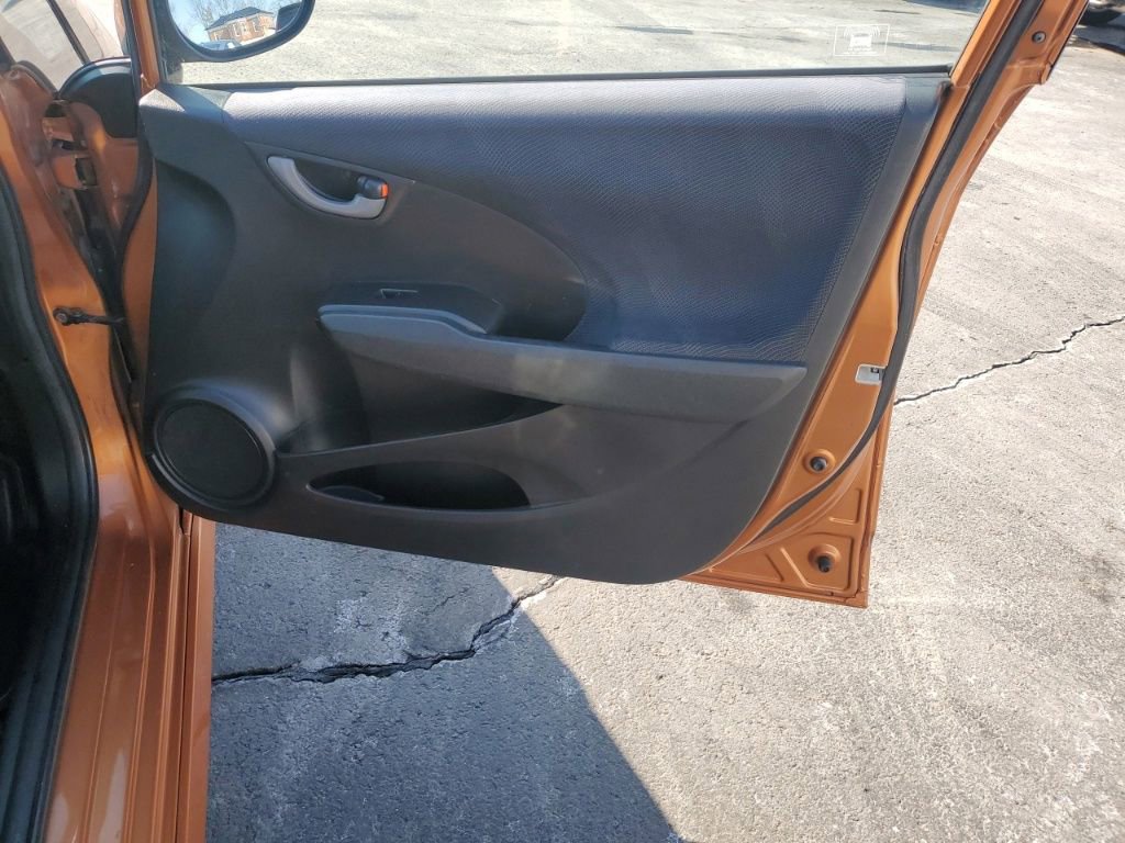 Used 2010 Honda Fit Sport image 23