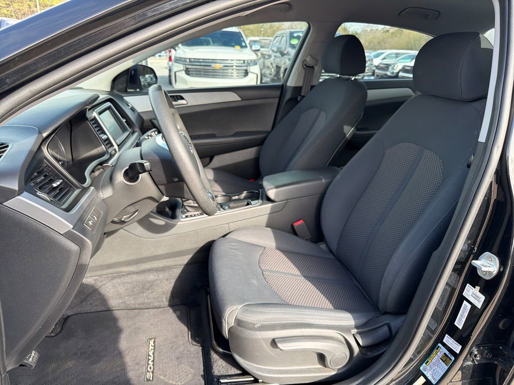 Used 2019 Hyundai Sonata SE image 11