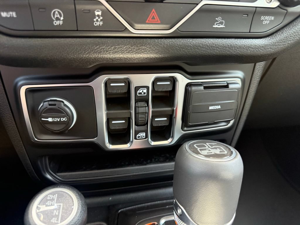 New 2026 Jeep Wrangler Unlimited Sport AWD/4WD image 24