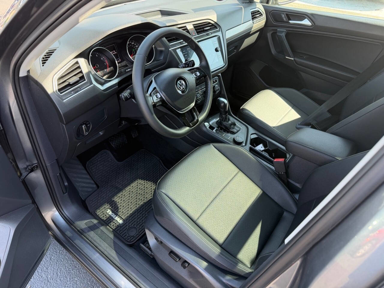 Used 2020 Volkswagen Tiguan S AWD/4WD image 6