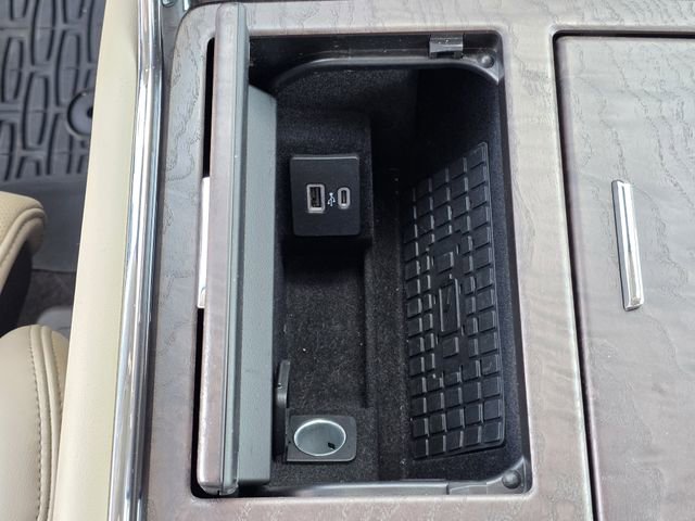 Used 2024 Lincoln Navigator Reserve image 23
