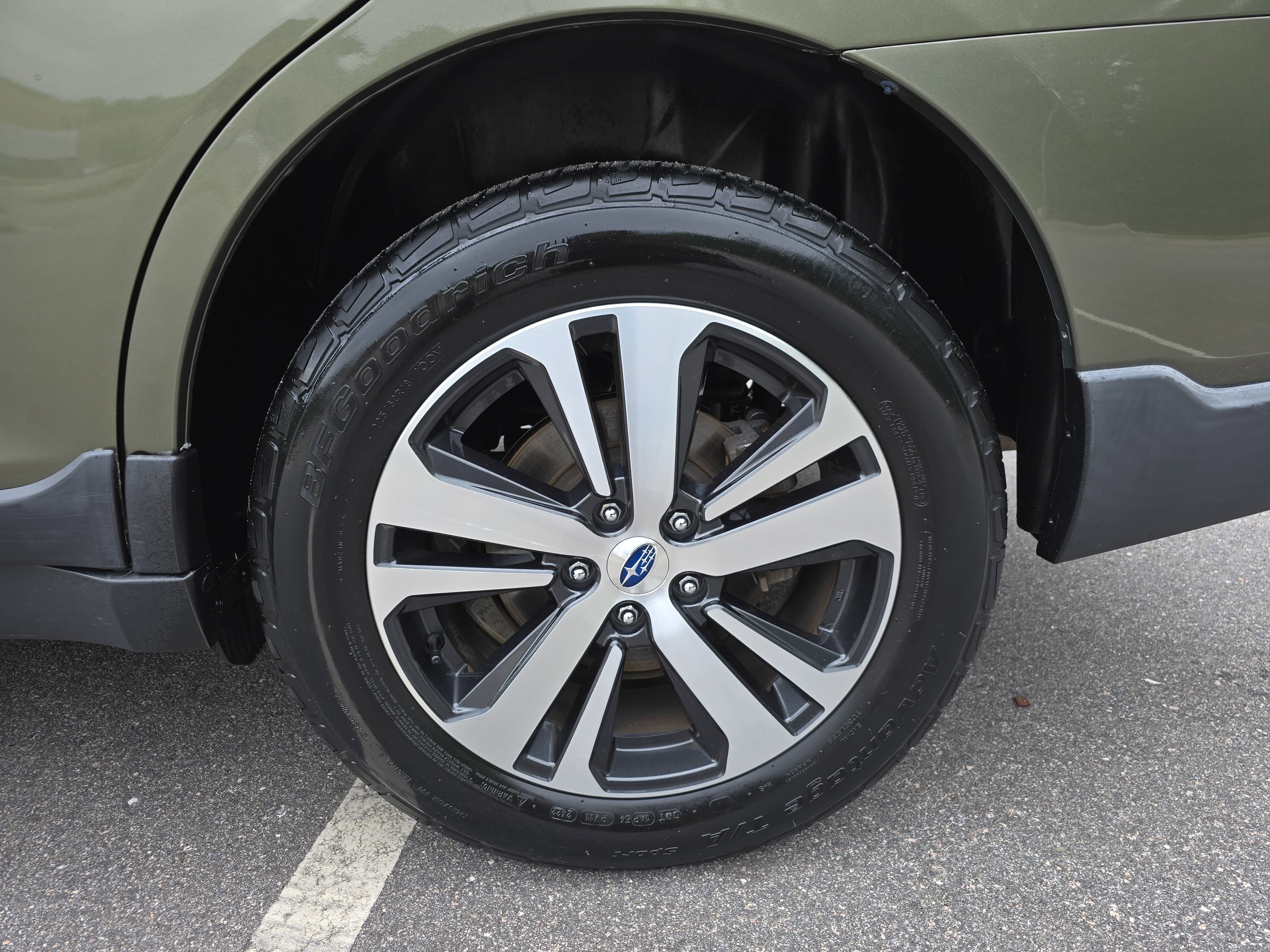 Used 2019 Subaru Outback 2.5i Limited AWD/4WD image 35