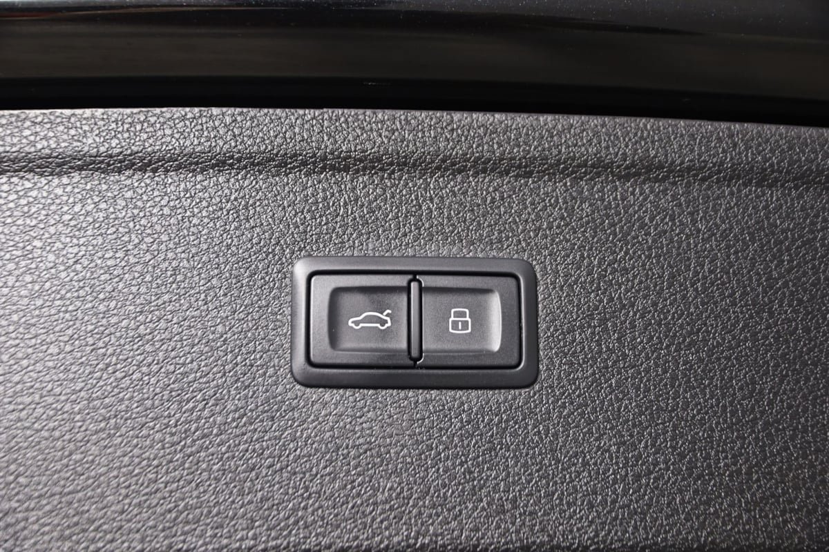 Used 2023 Audi Q5 2.0T Premium AWD/4WD image 38