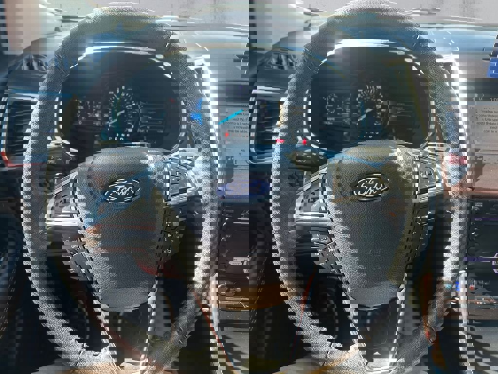 Certified 2019 Ford Edge Titanium w/ Equipment Group 301A image 9