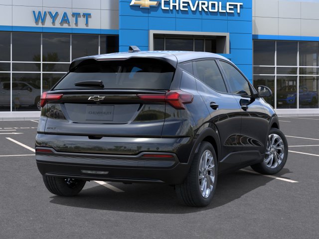 New 2027 Chevrolet Bolt LT w/ Comfort Package FWD image 4