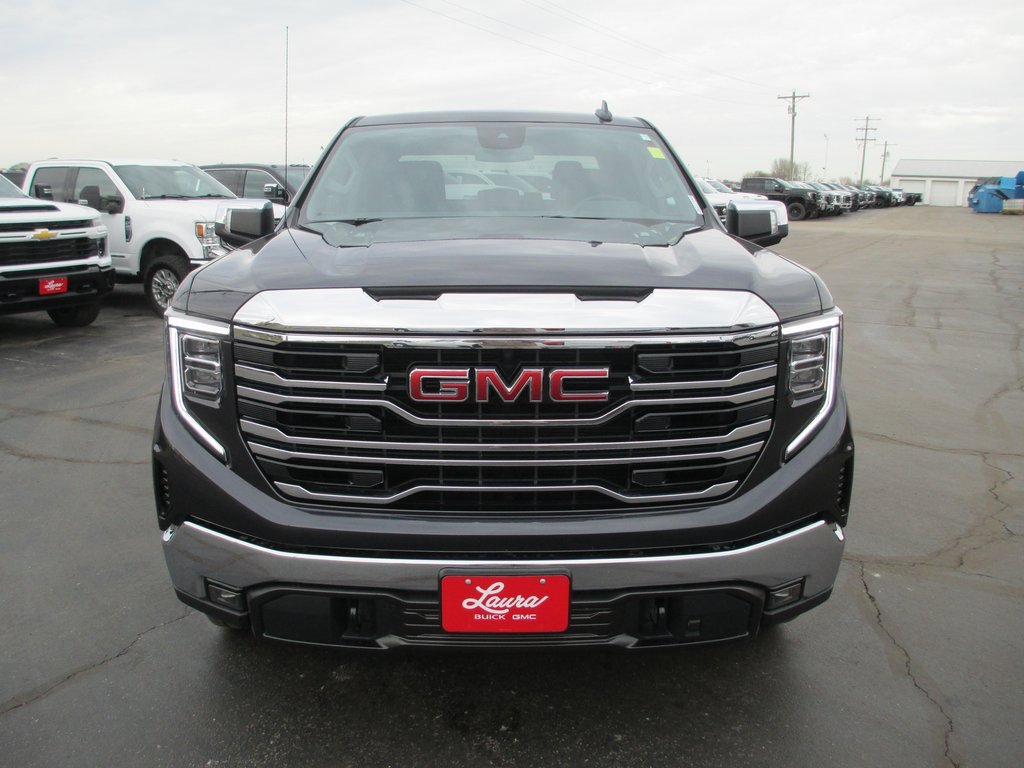 Certified 2022 GMC Sierra 1500 SLT w/ SLT Premium Package image 10