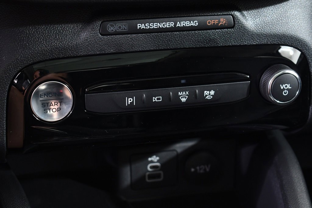 New 2025 Ford Escape Base w/ PHEV Premium Package image 29