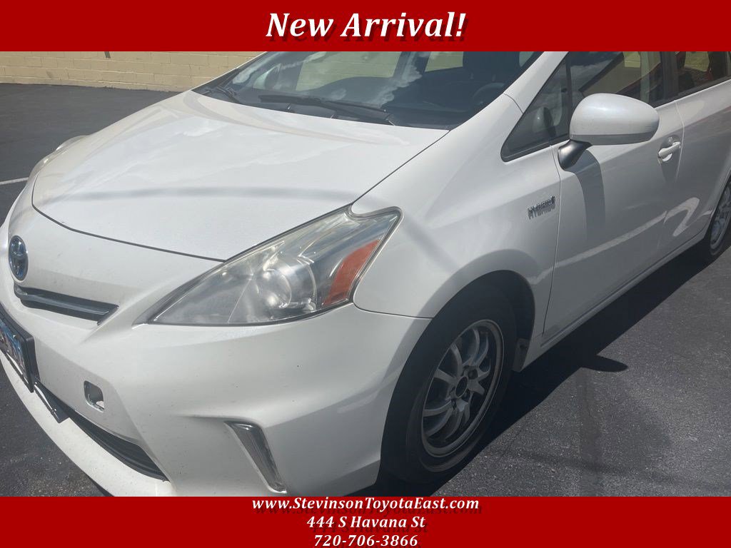 Used 2012 Toyota Prius V Two FWD video 1