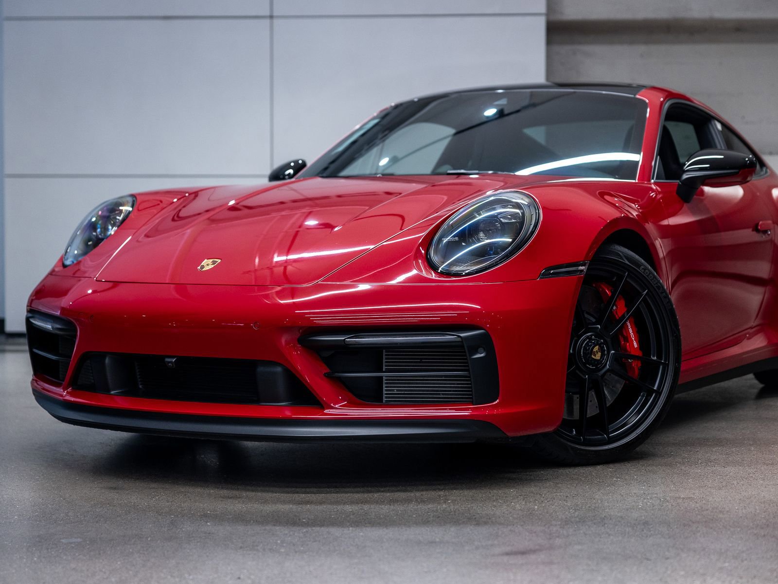 Certified 2024 Porsche 911 Carrera GTS w/ Premium Package RWD image 21