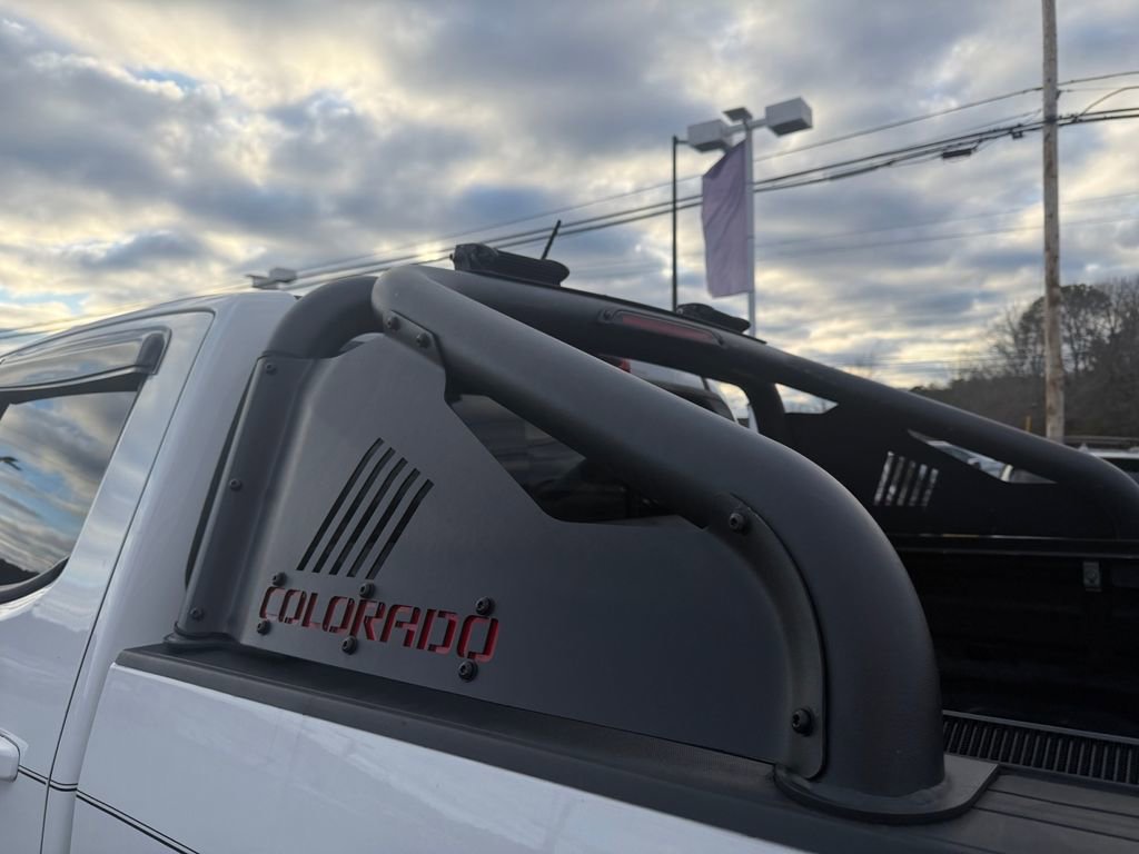 Used 2017 Chevrolet Colorado ZR2 image 25