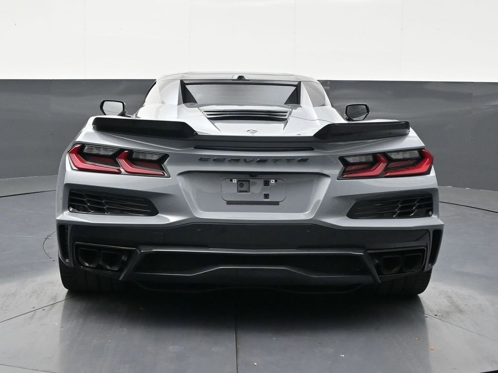 Used 2025 Chevrolet Corvette E-Ray w/ Stealth Interior Trim Package image 4