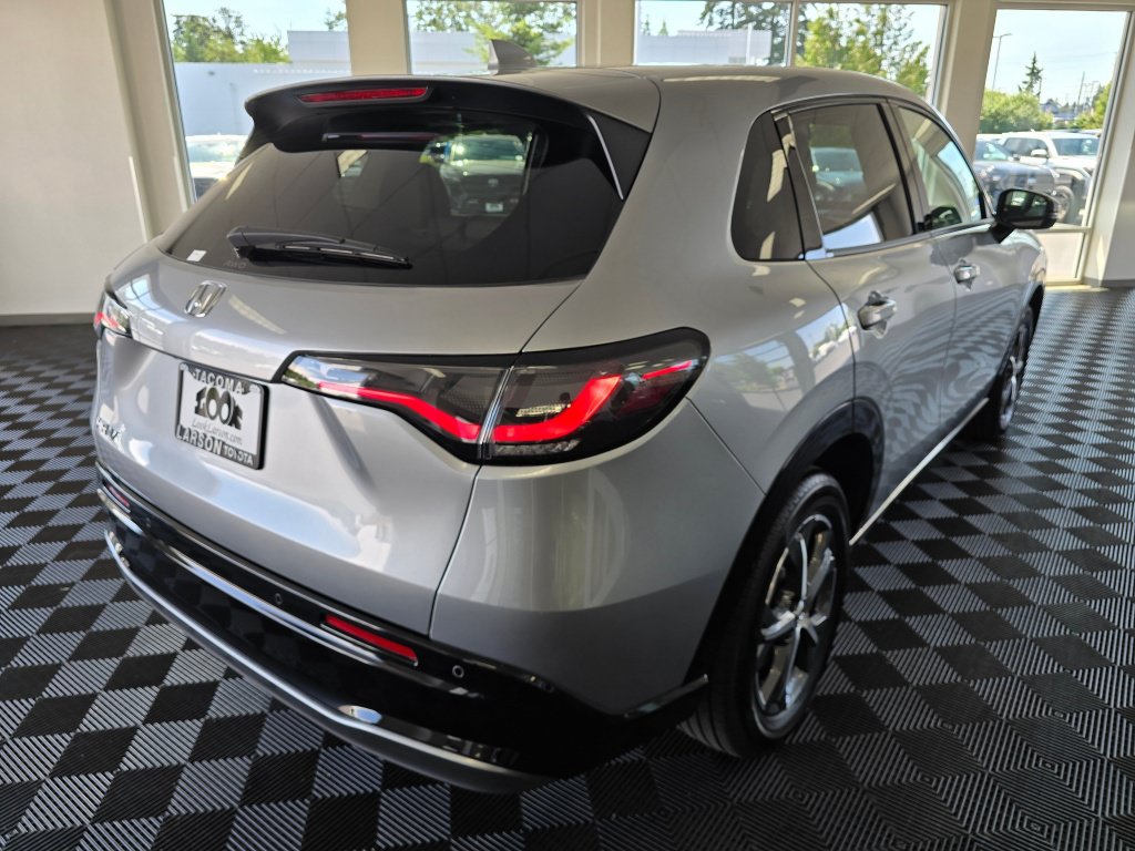 Used 2024 Honda HR-V EX-L image 3