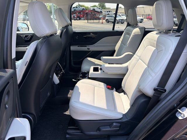 Certified 2025 Lincoln Aviator Reserve w/ Jet Appearance Package AWD/4WD image 30