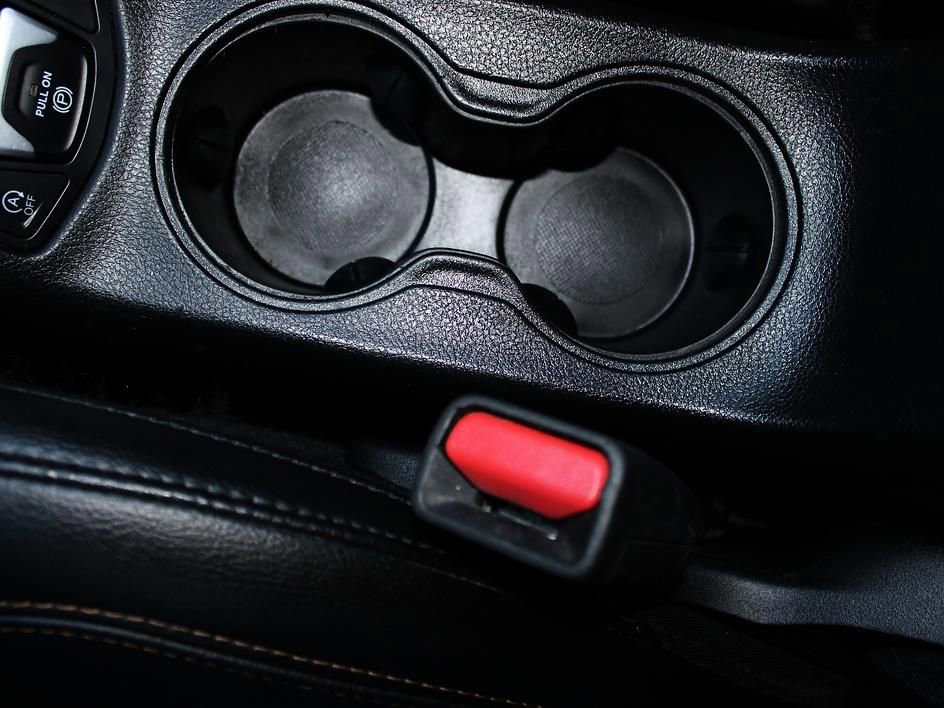 Used 2020 Jeep Compass Limited image 23