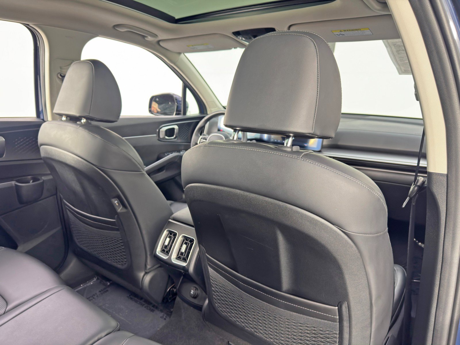 Used 2024 Kia Sorento S w/ Panoramic Sunroof Package AWD/4WD image 32