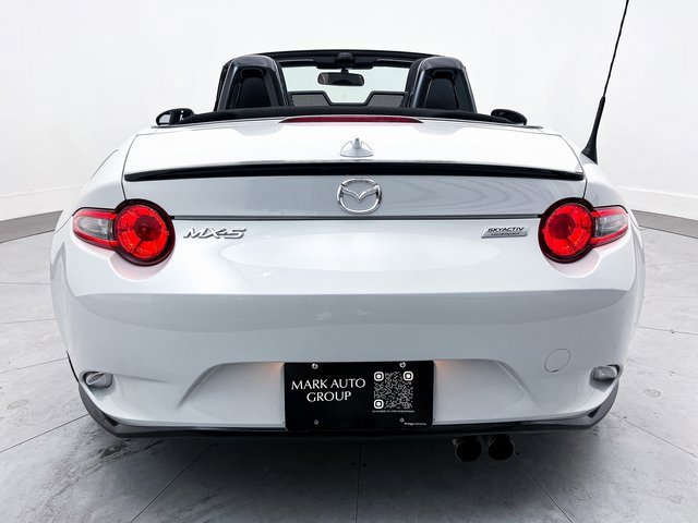 Used 2016 MAZDA MX-5 Miata Club w/ Brembo/BBS Package image 14