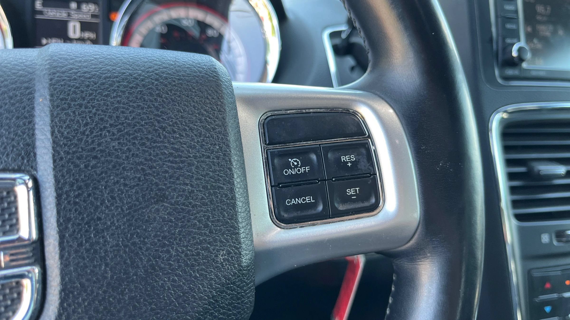 Used 2018 Dodge Grand Caravan GT FWD image 25