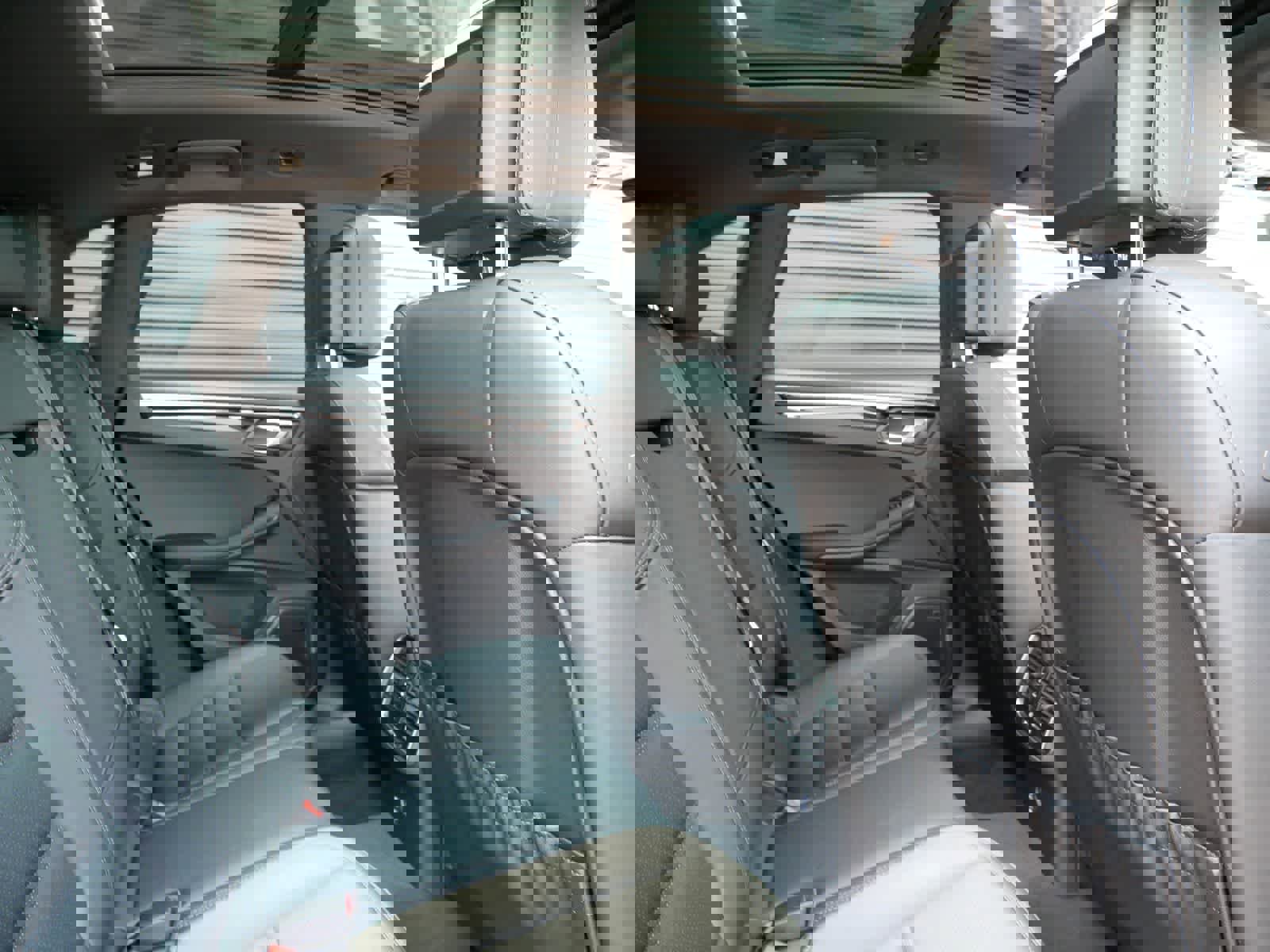 New 2025 Porsche Macan image 27