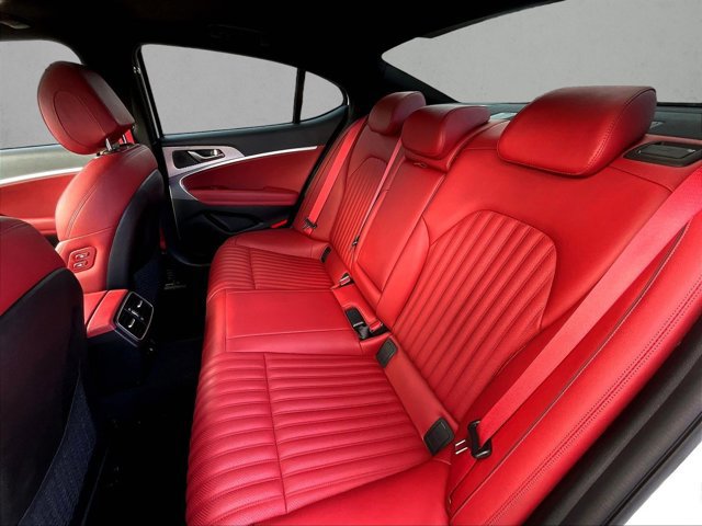 Used 2023 Genesis G70 2.0T w/ Sport Prestige Package image 28