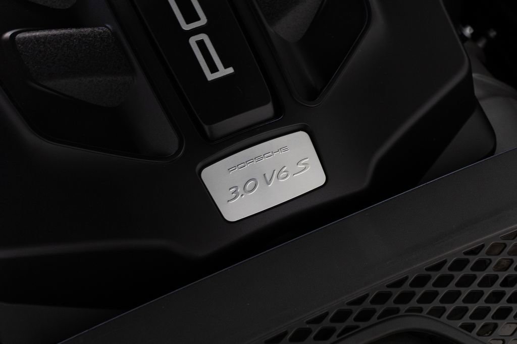 Used 2015 Porsche Macan S AWD/4WD image 34