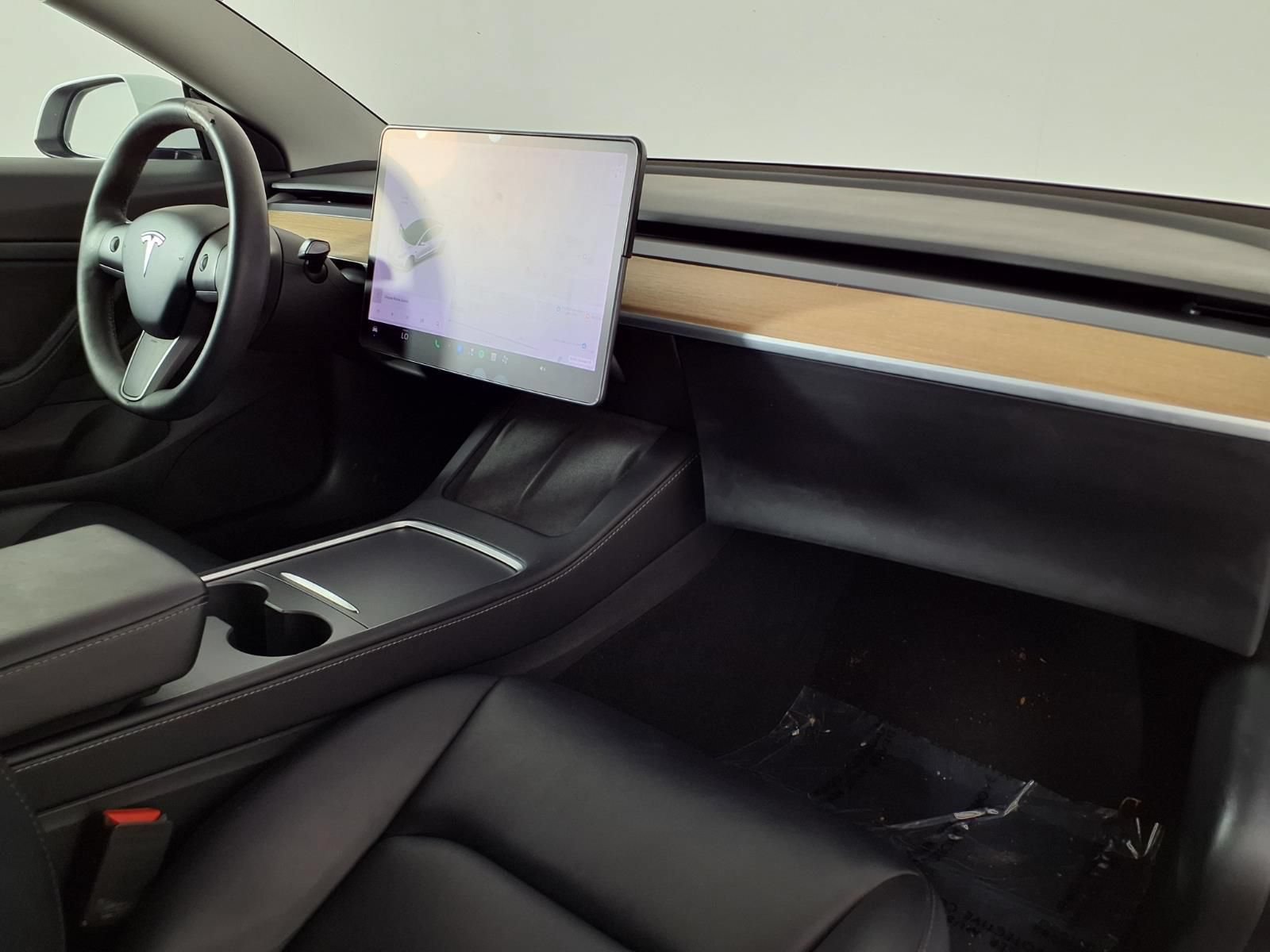Used 2021 Tesla Model 3 Standard Range Plus RWD image 7