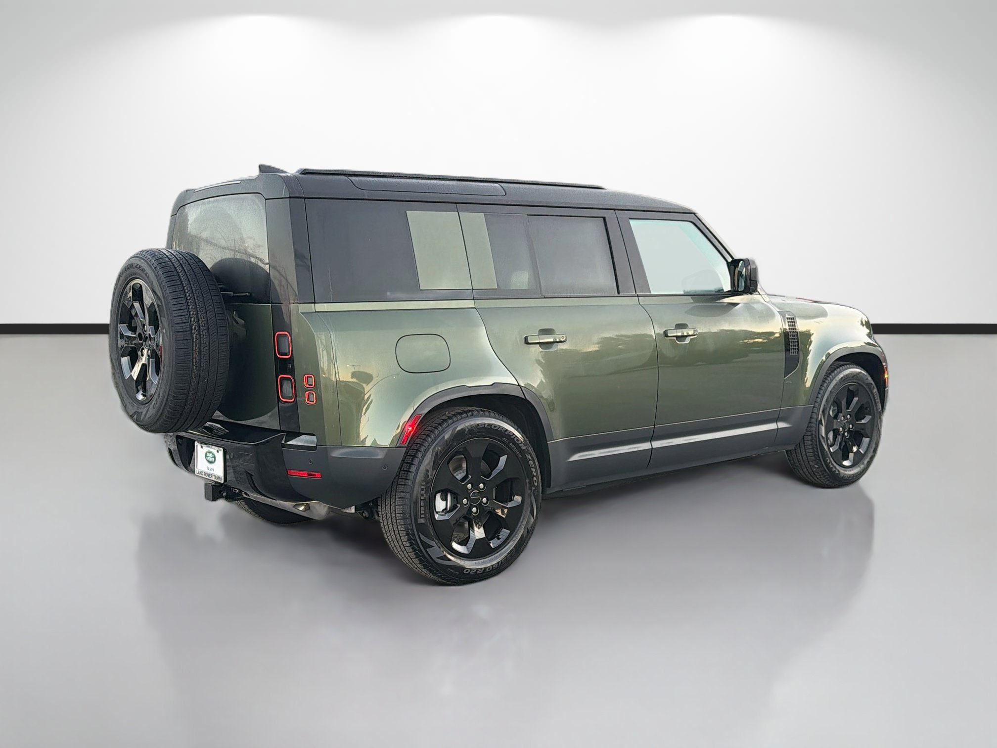 New 2026 Land Rover Defender 110 S AWD/4WD image 5