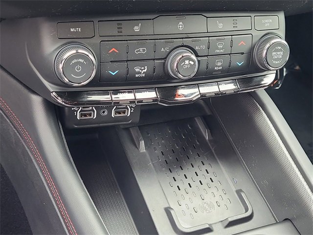 Certified 2025 Dodge Durango R/T w/ Trailer Tow Group IV image 18