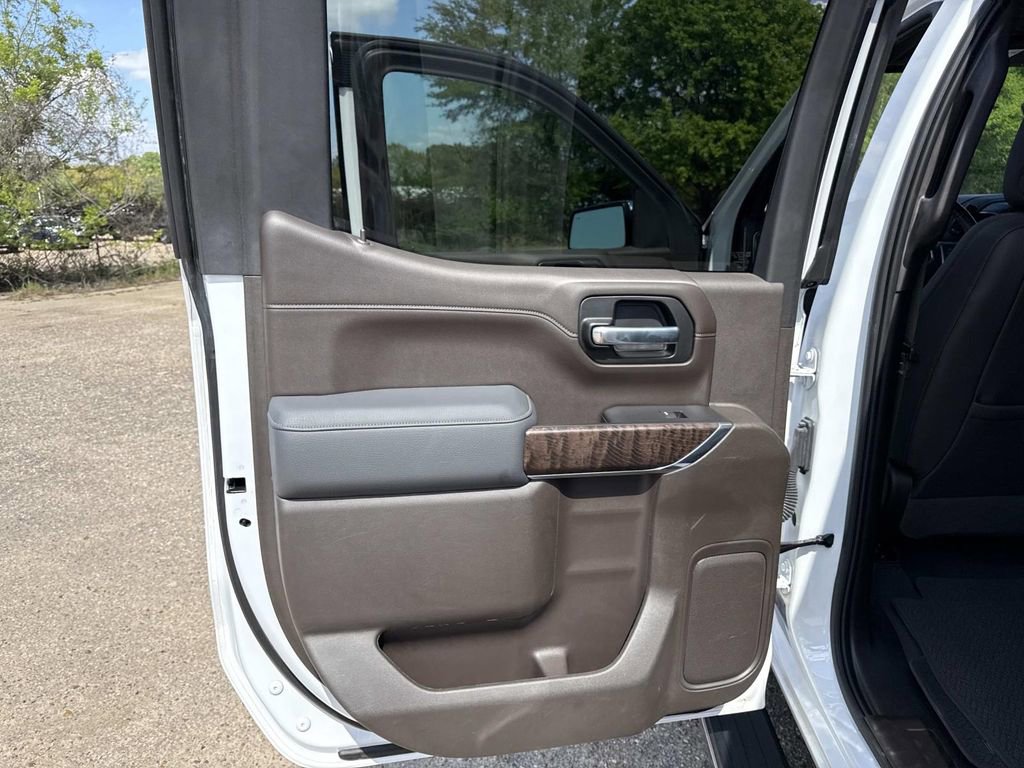 Used 2021 GMC Sierra 1500 Denali w/ Denali Ultimate Package image 11