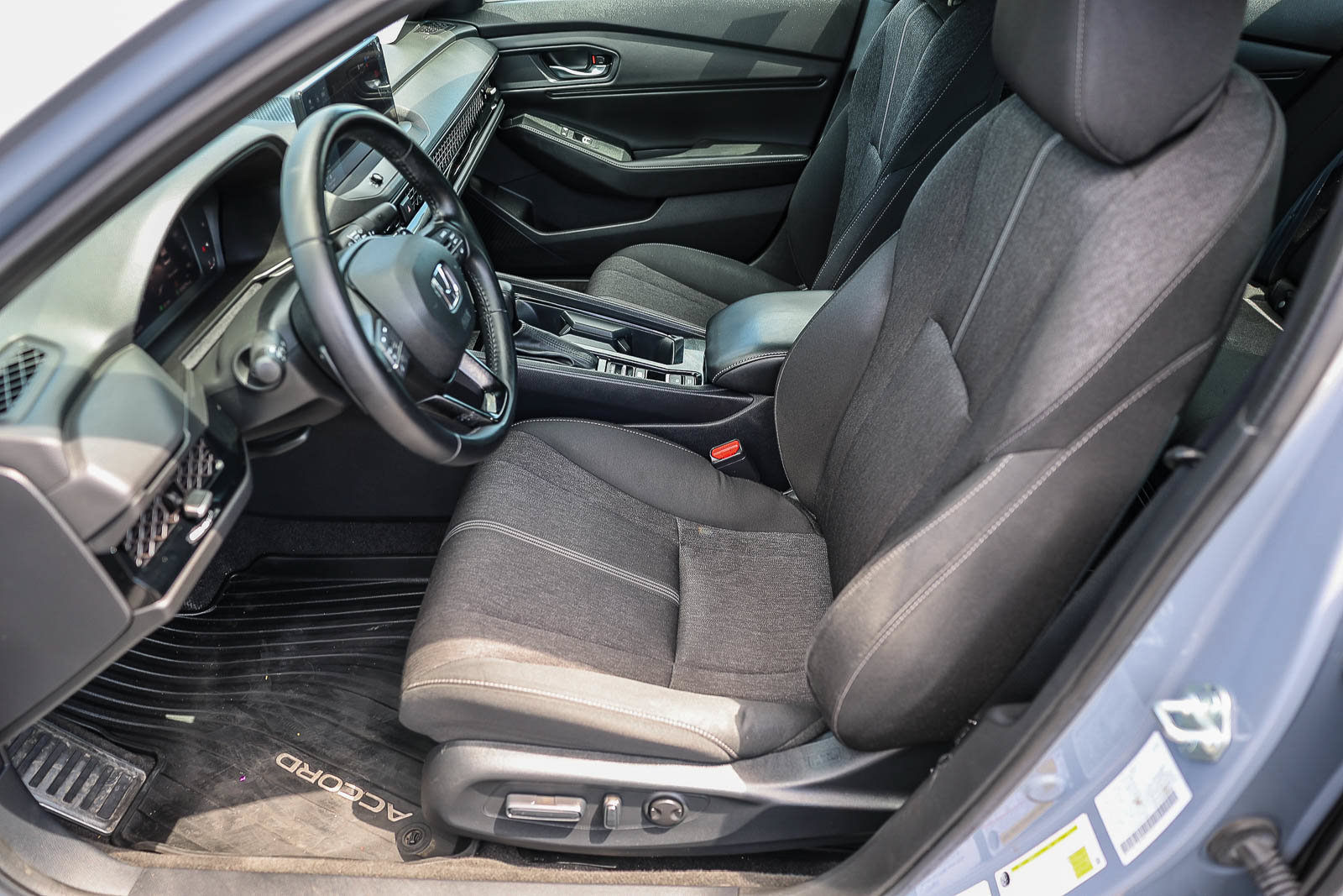 Used 2023 Honda Accord Sport image 10