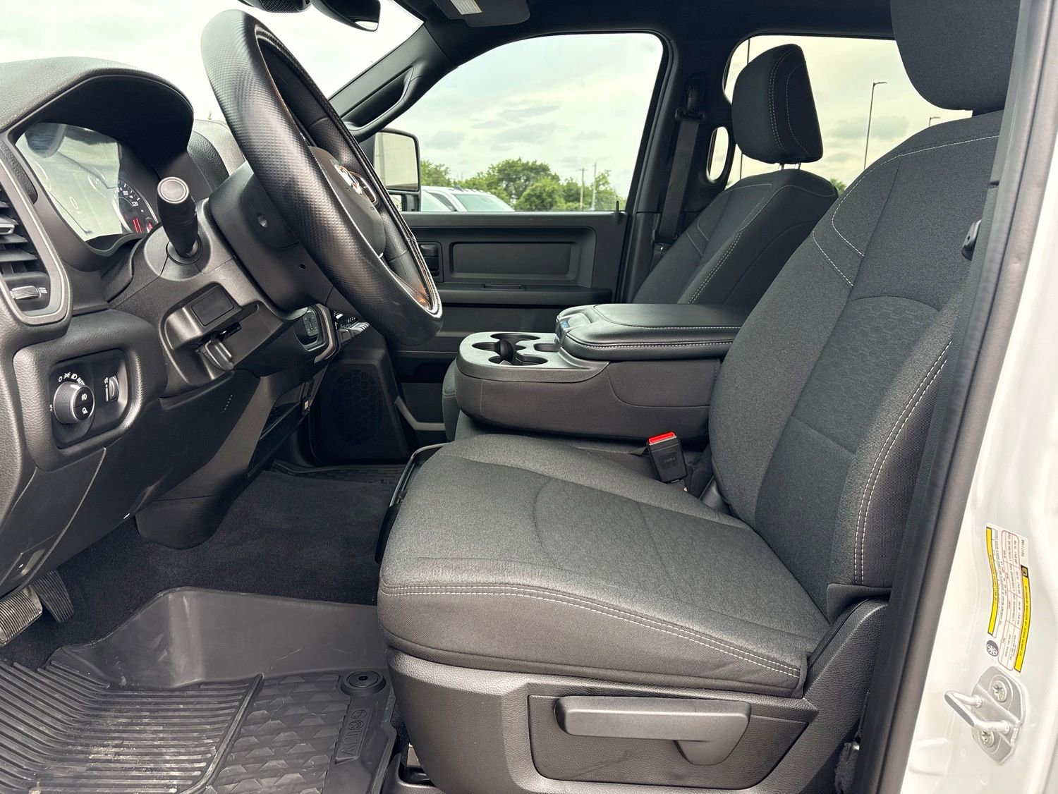 Used 2026 RAM 2500 Warlock AWD/4WD image 13