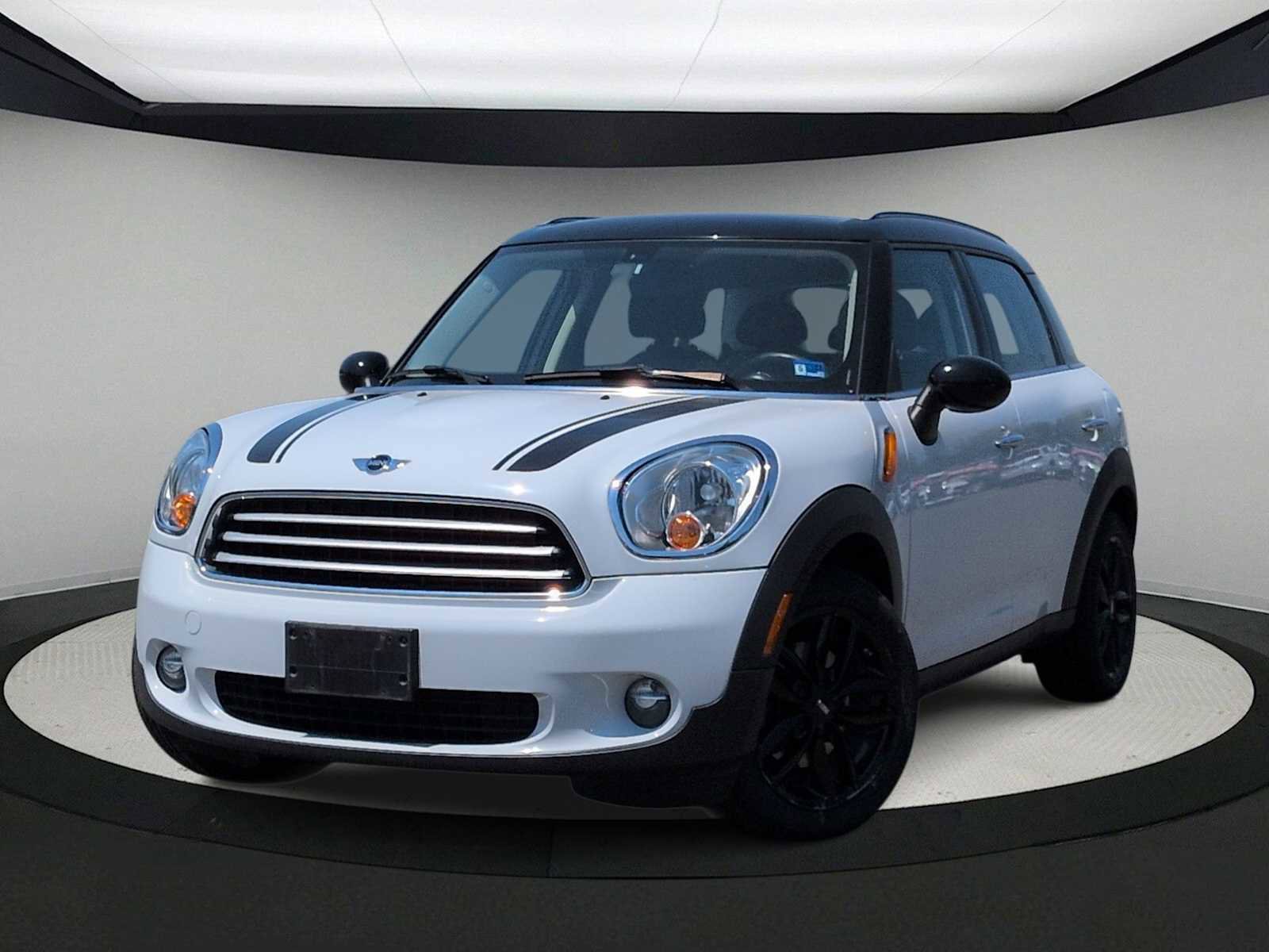 Used 2014 MINI Cooper Countryman FWD image 1