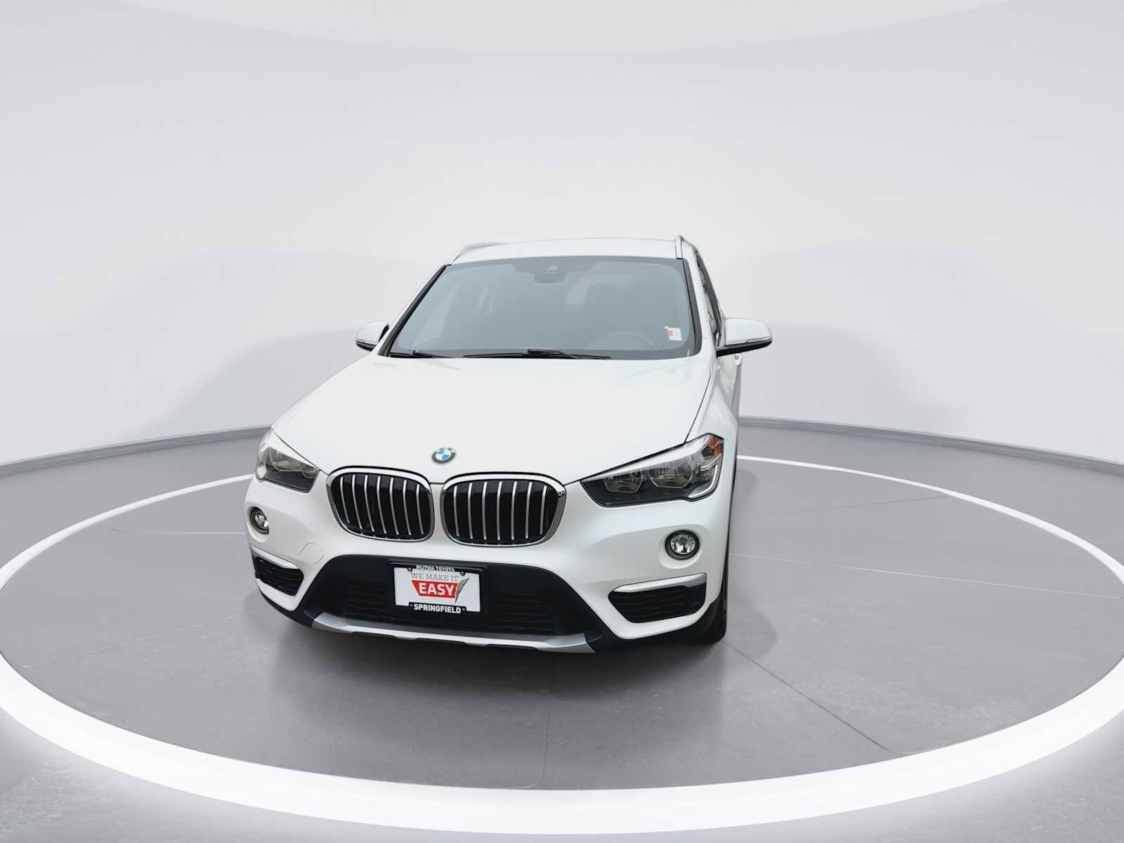 Used 2019 BMW X1 xDrive28i image 3