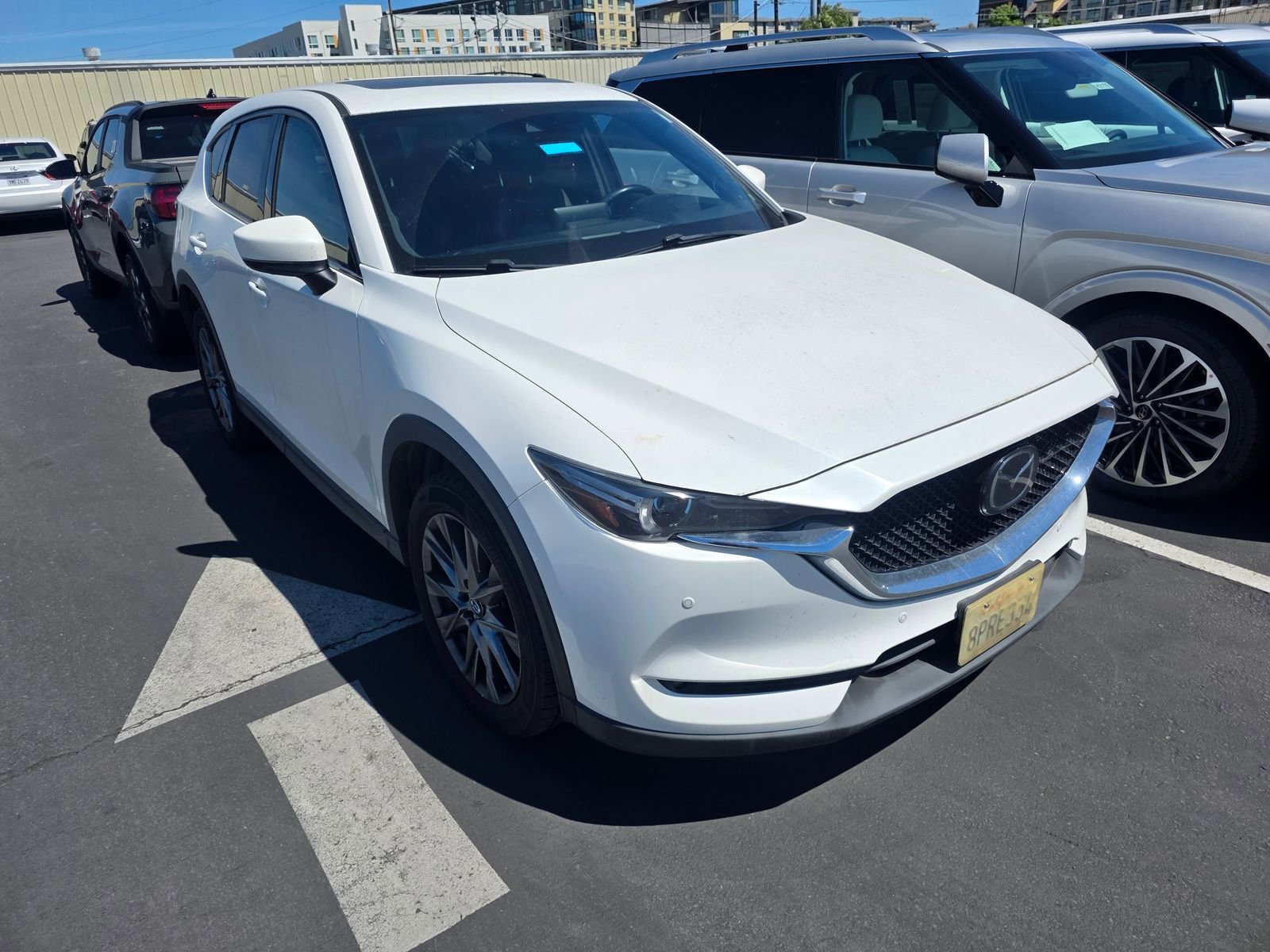 Used 2020 MAZDA CX-5 Signature image 4