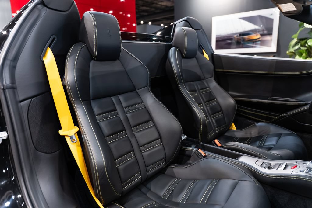 Certified 2014 Ferrari 458 Spider RWD image 43