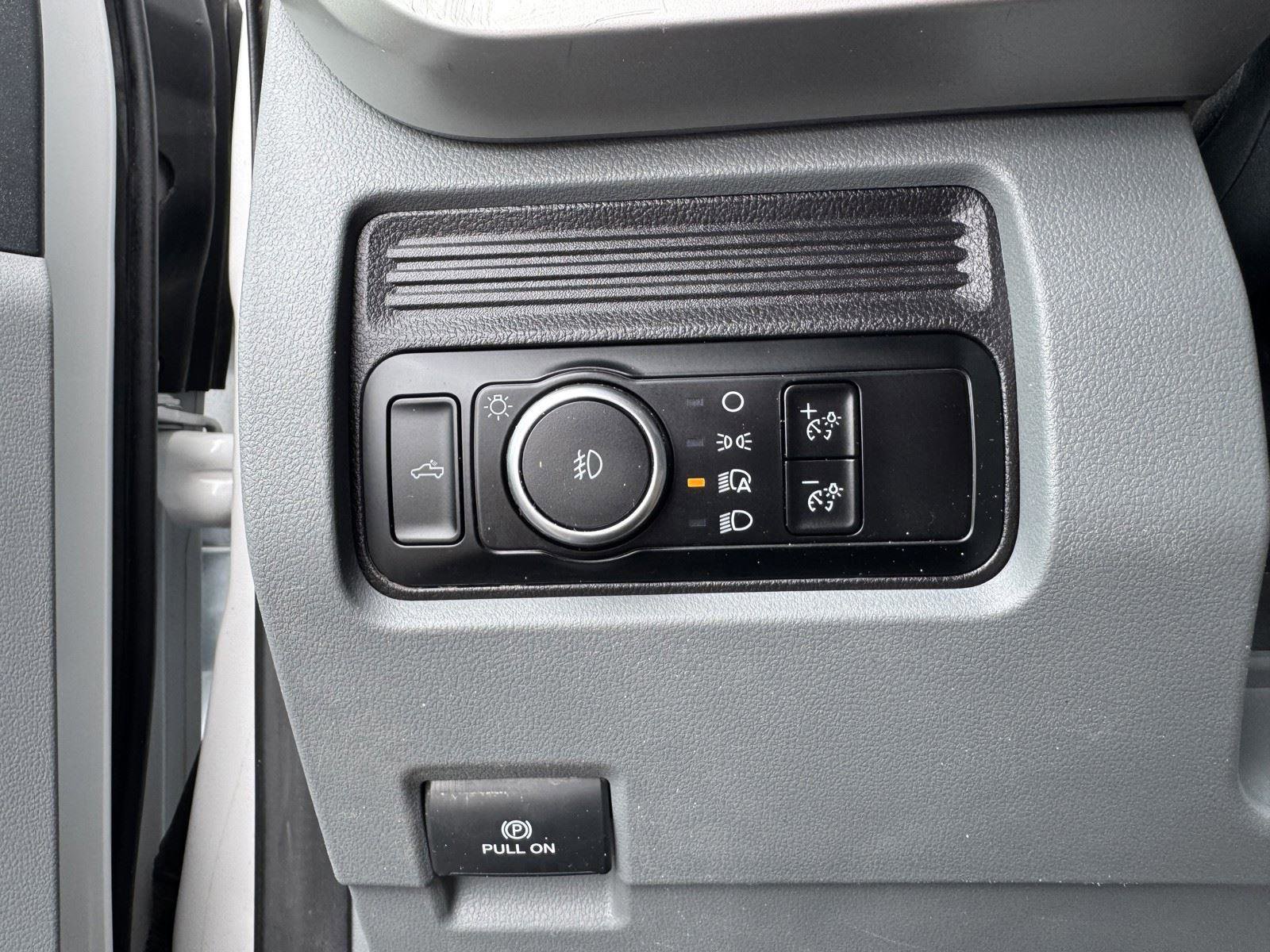 Used 2025 Ford F250 XLT w/ FX4 Off-Road Package image 18