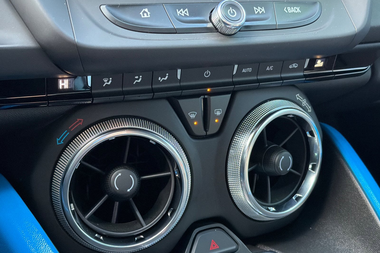 Used 2022 Chevrolet Camaro SS RWD image 16