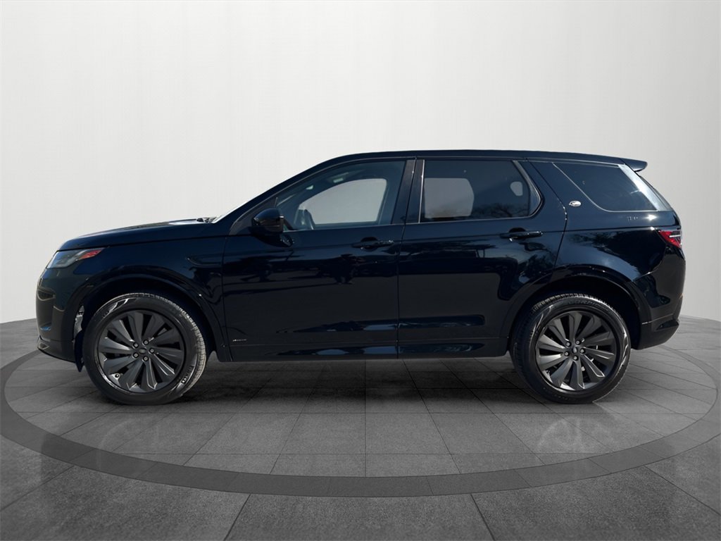 Used 2020 Land Rover Discovery Sport SE R-Dynamic image 2