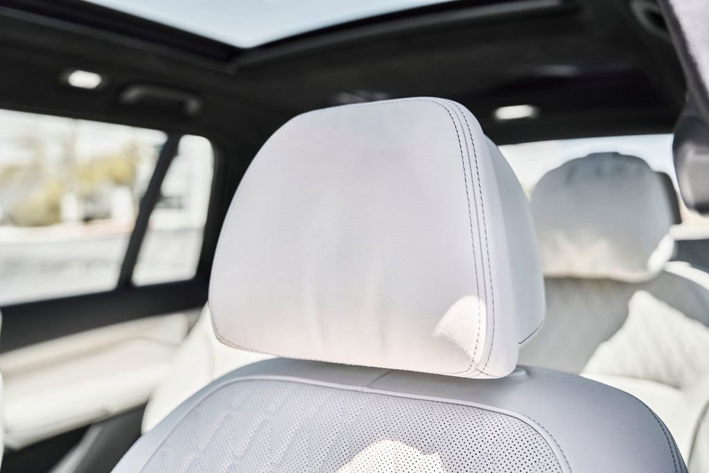 Used 2023 BMW ALPINA XB7 image 52