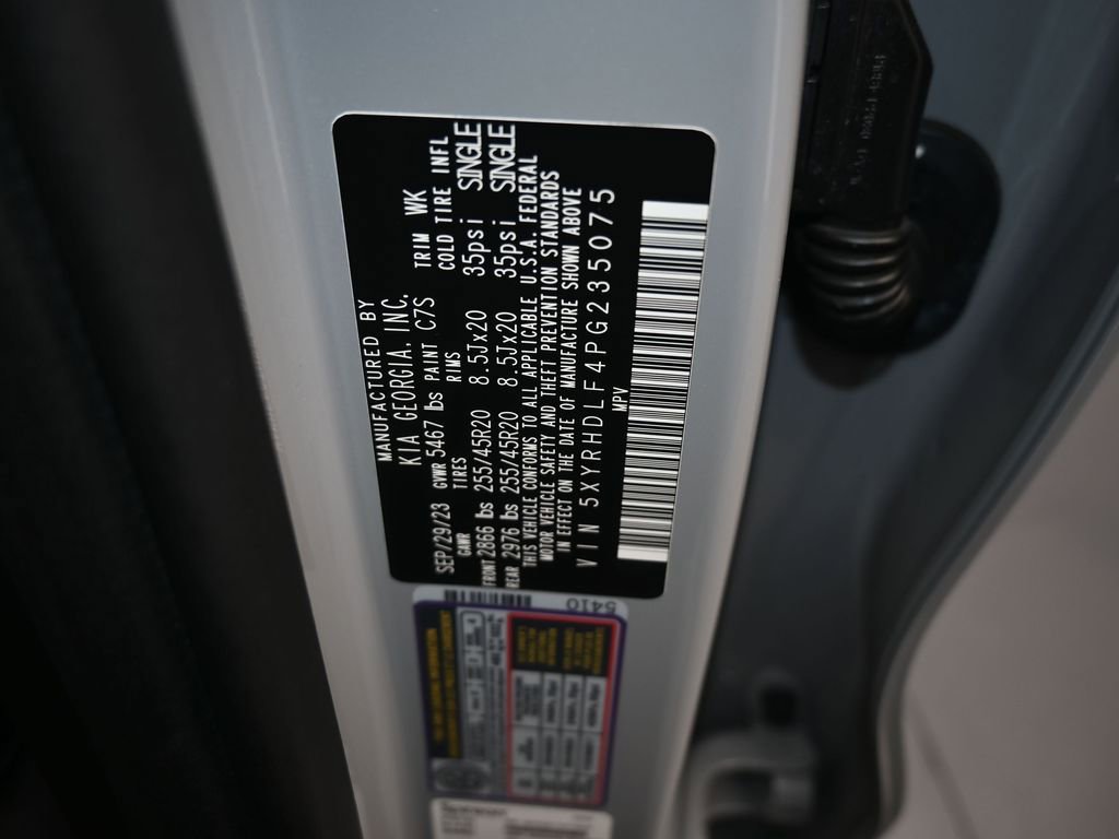 Used 2023 Kia Sorento X-Line EX image 18