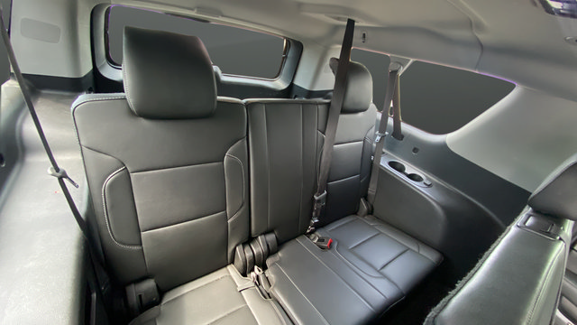 Used 2019 Chevrolet Suburban LT AWD/4WD image 27