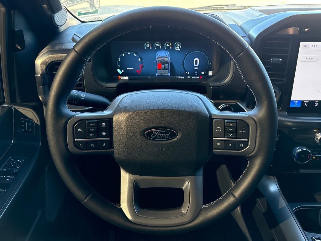 Used 2025 Ford F150 Lariat w/ Equipment Group 501A Mid image 27