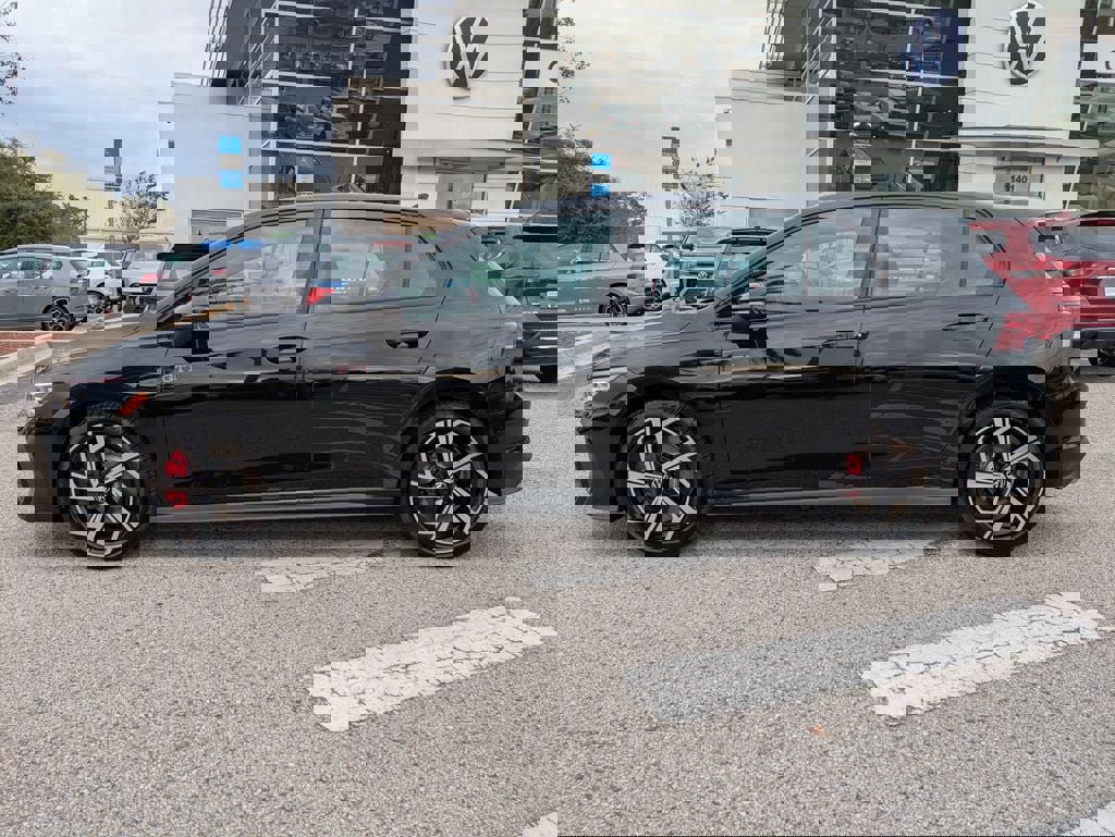 New 2026 Volkswagen GTI SE image 3