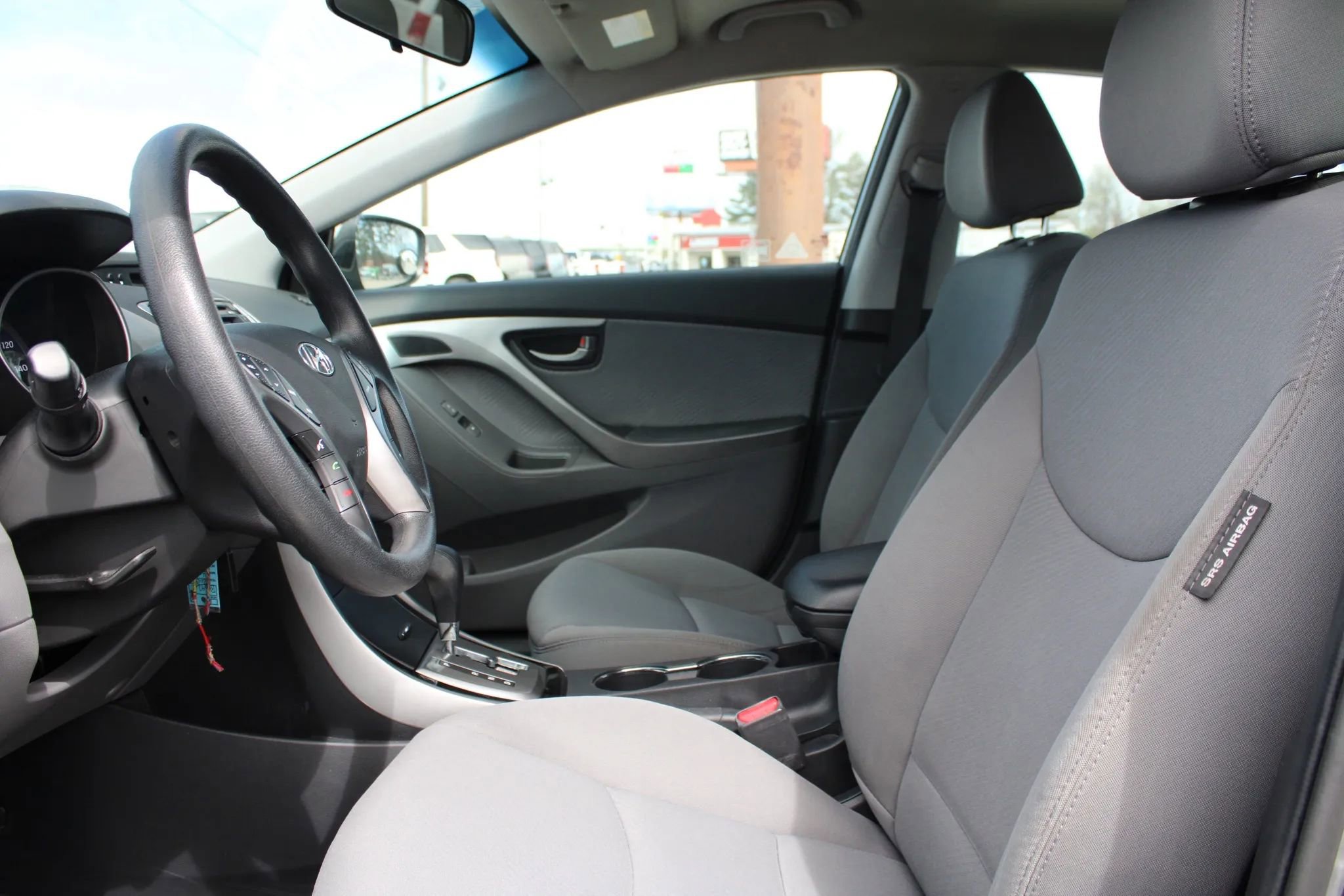 Used 2013 Hyundai Elantra GLS w/ Preferred Pkg FWD image 12