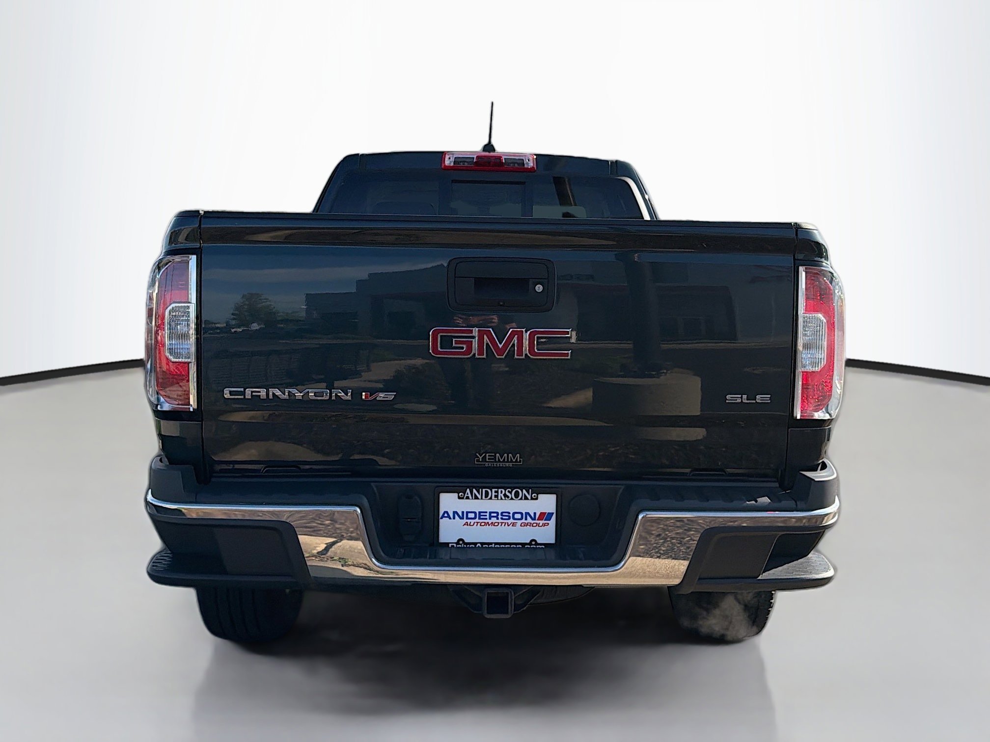 Used 2018 GMC Canyon SLE w/ SLE Convenience Package AWD/4WD image 16