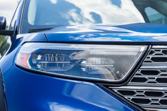 Used 2020 Ford Explorer Limited image 19