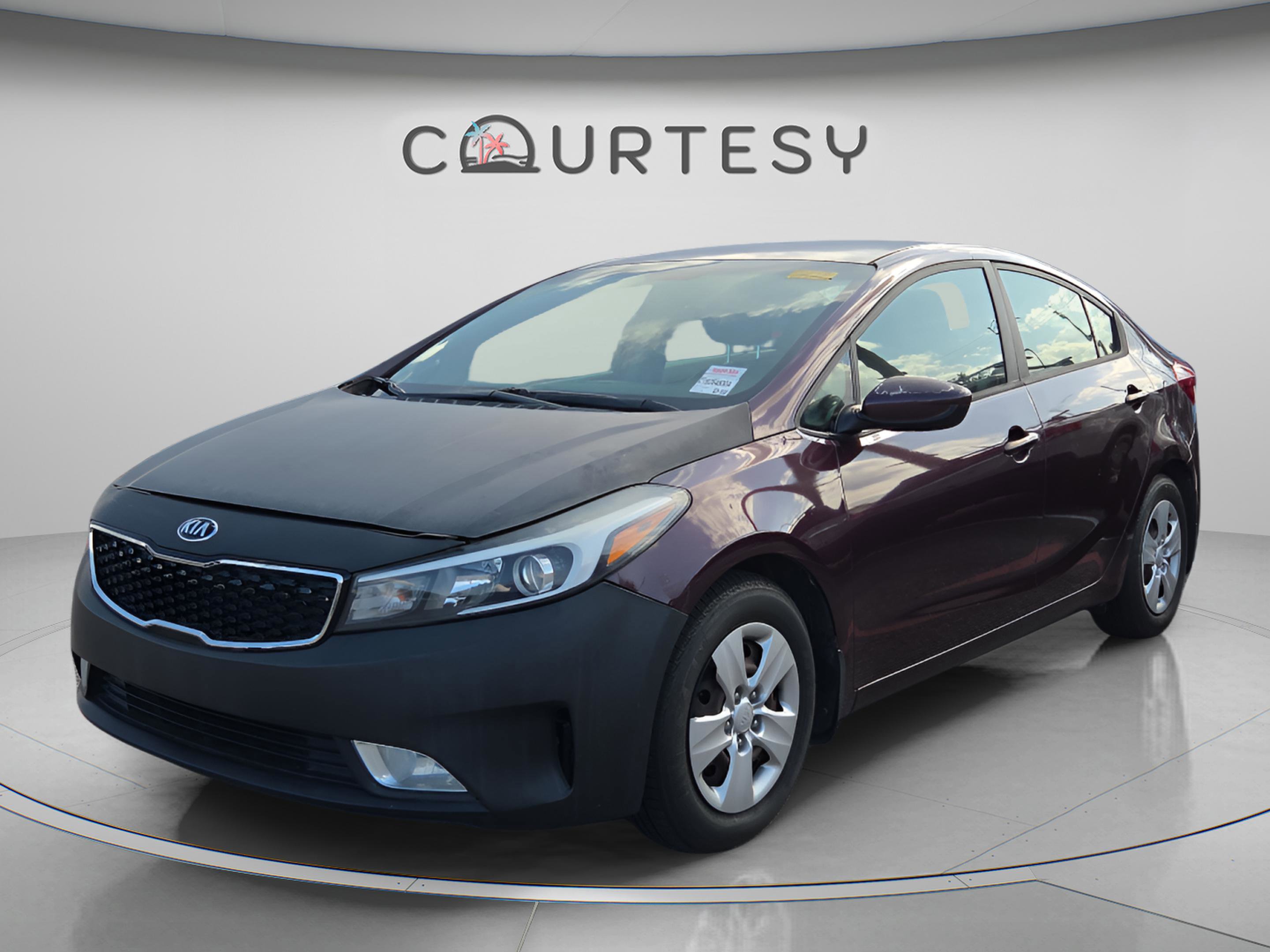 Used 2017 Kia Forte LX FWD image 1