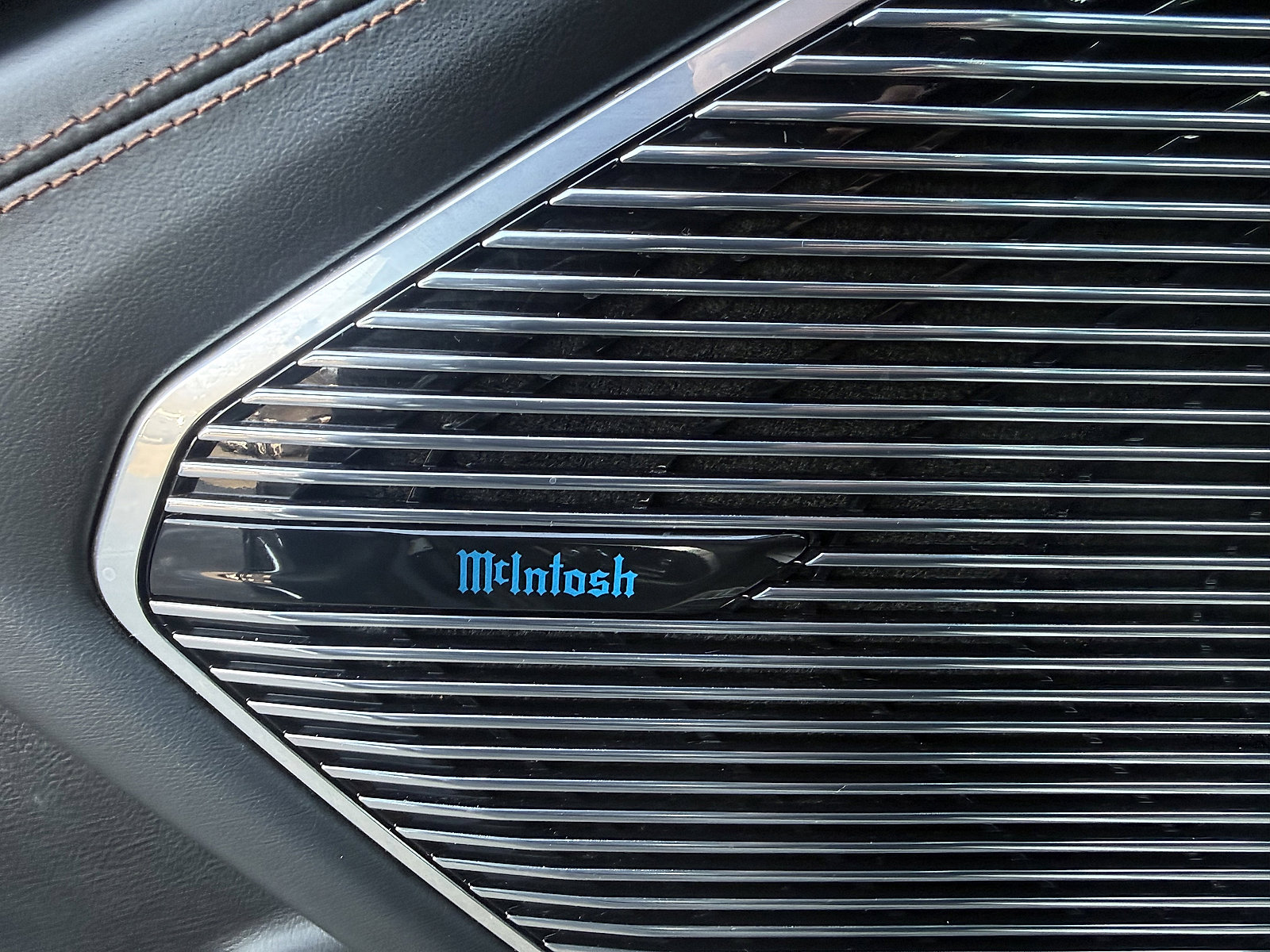 Certified 2023 Jeep Grand Cherokee Summit image 18