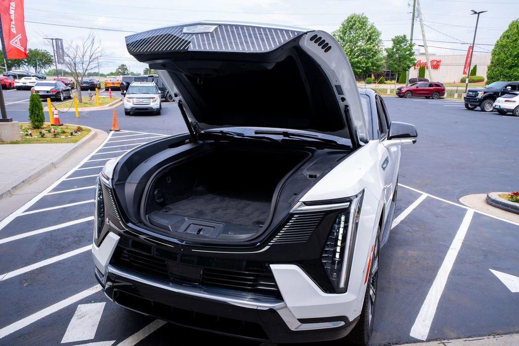 Used 2025 Cadillac Escalade IQ Luxury 1 w/ Smart Trailering package AWD/4WD image 61