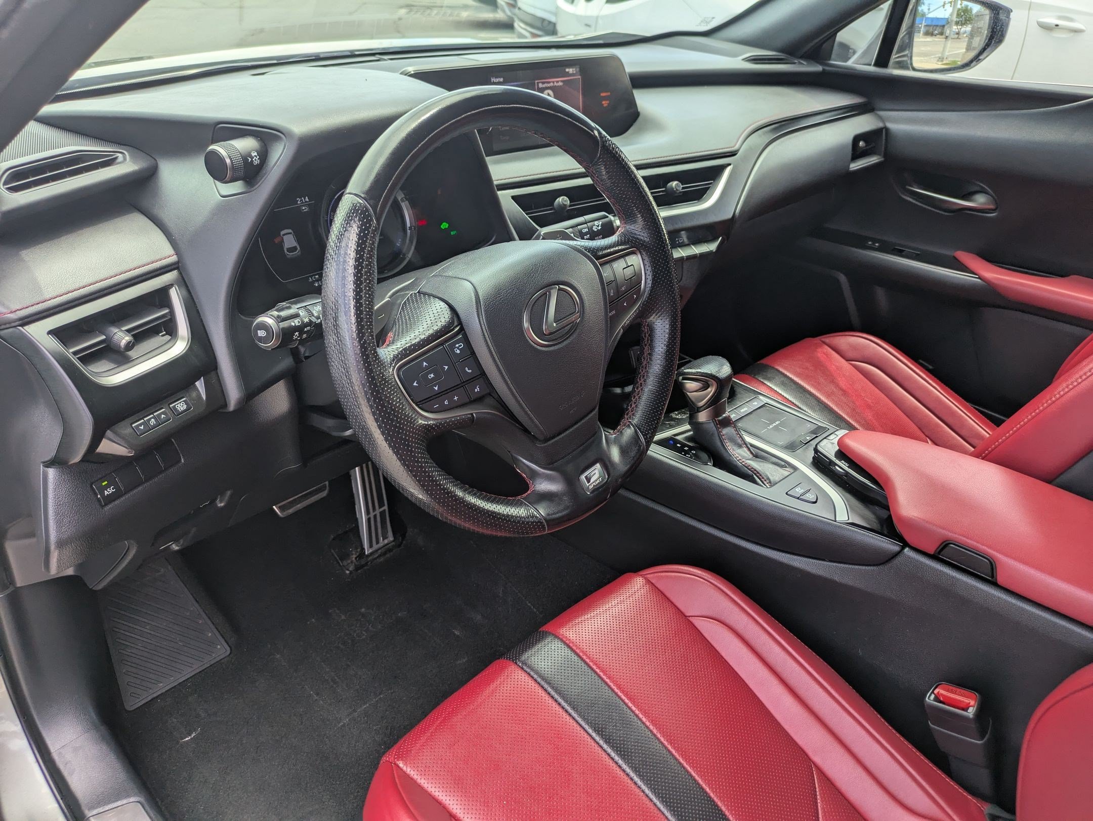 Used 2020 Lexus UX 250h F Sport w/ F Sport Premium Package AWD/4WD image 15