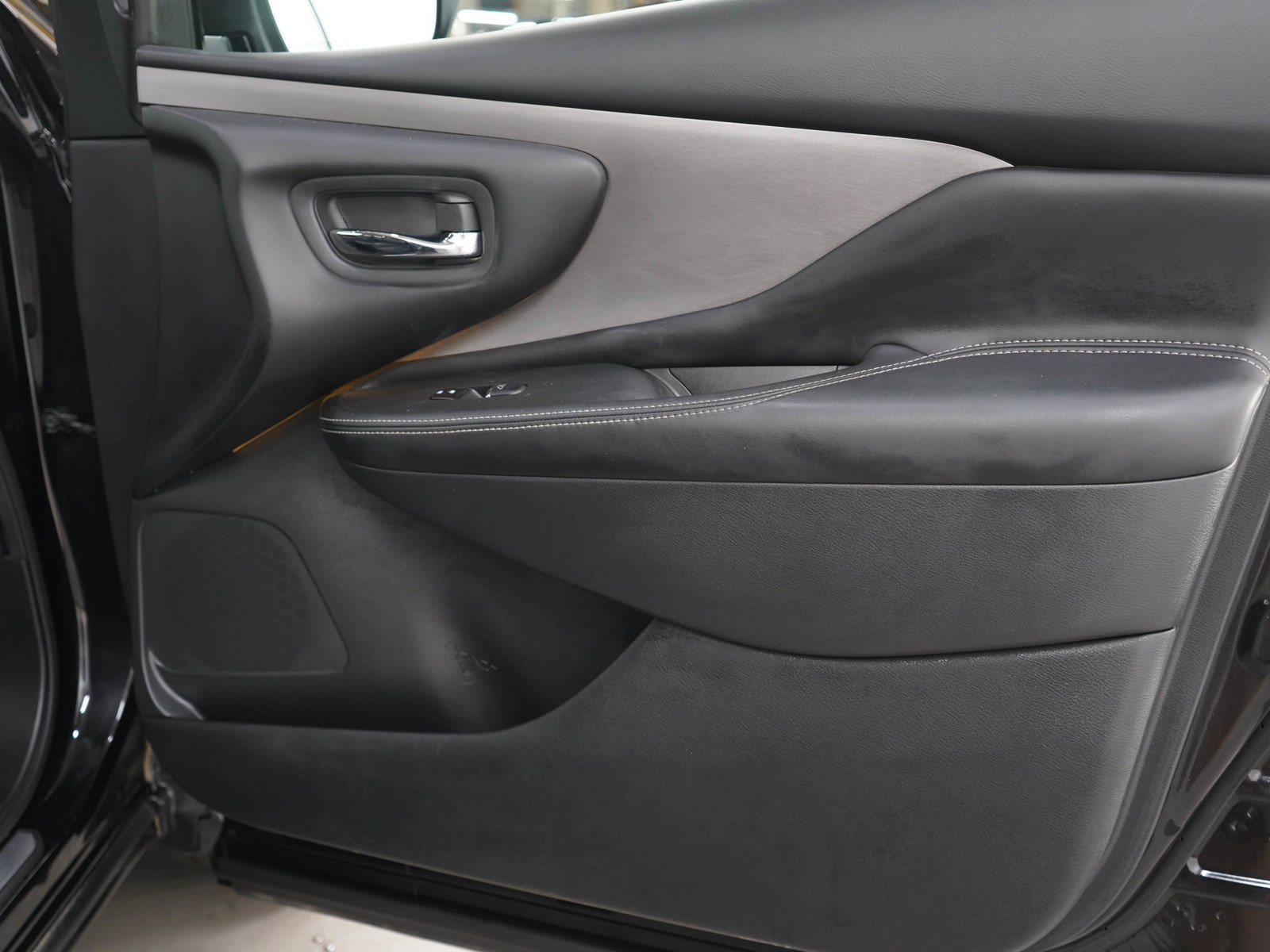 Used 2020 Nissan Murano SL w/ Cargo Package AWD/4WD image 9